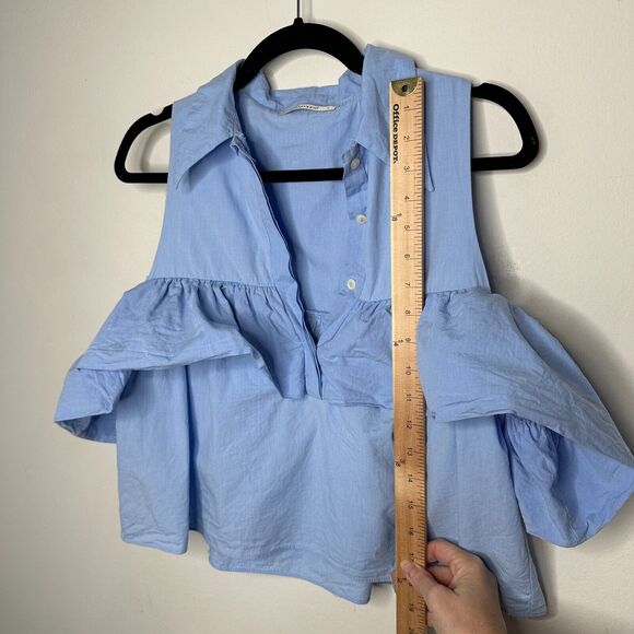 Chic Light Denim Blue Ruffled Cold Shoulder Half Front Button Flowy Blouse Small - Picture 8 of 13